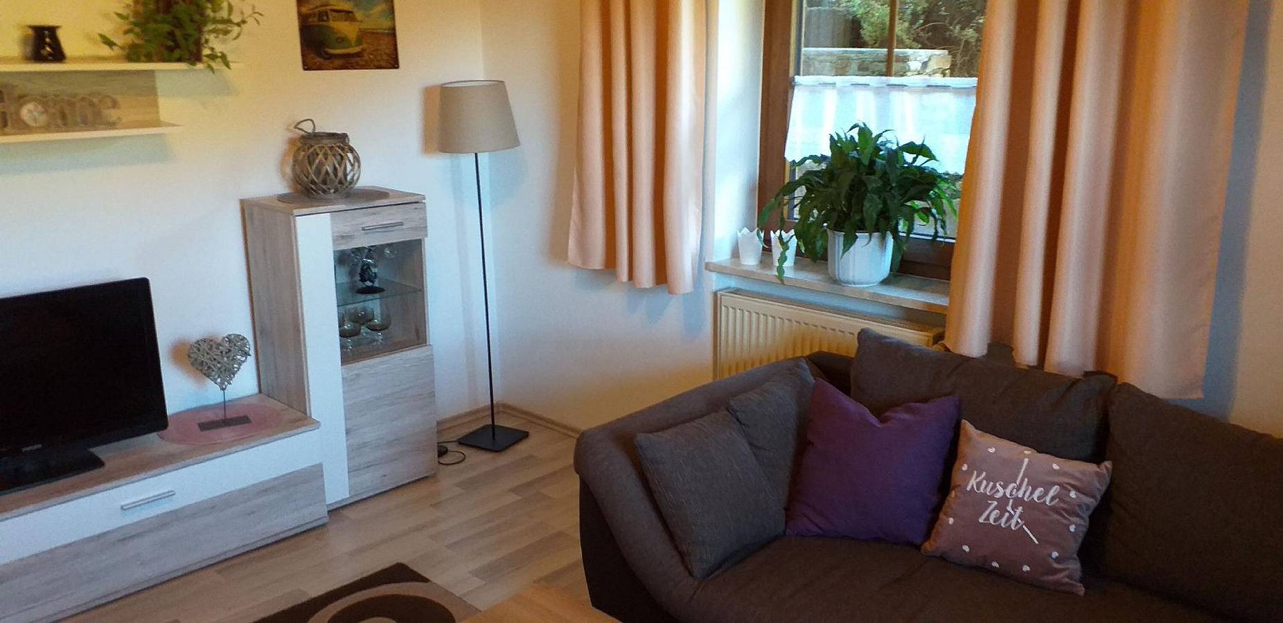 Ganze Ferienwohnung, Ferienwohnung 1 mit Garten, Terrasse und Grill in Arrach, Ostbayern