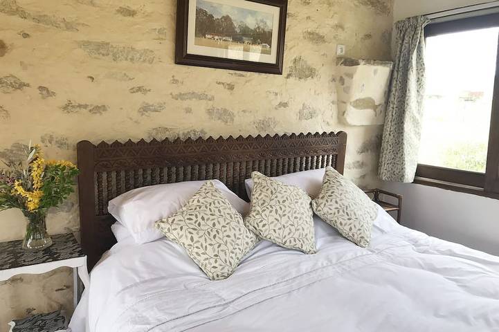 Location de vacances pour 5 personnes, avec jardin ainsi que piscine et terrasse à La Bastide-de-Bousignac - 4