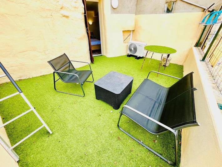 Gîte pour 4 personnes, avec terrasse ainsi que jardin et vue à Les Mées - 3