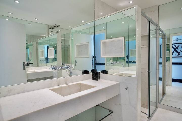 Holiday rental for 10 people, with hot tub and balcony in Copacabana