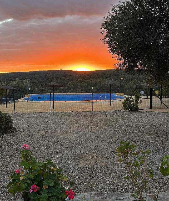 Casa rural para 25 personas, con piscina además de piscina para niños y jardín en Hornachuelos - 2