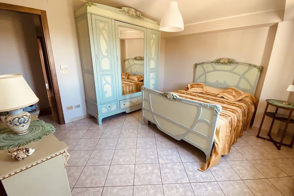 Apartamento entero, Cozy Family House in a Quiet Area with Breathtaking Views in Penne, Provincia de Pescara