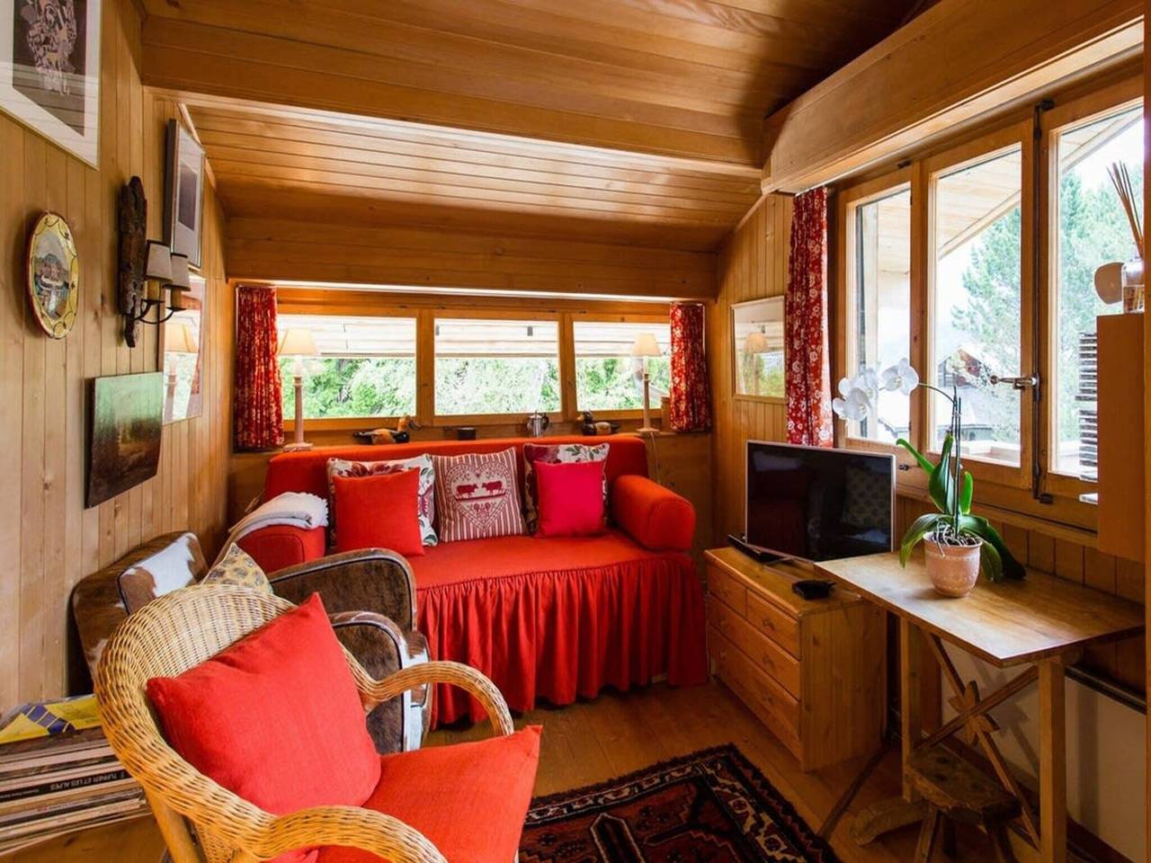 Gemütliches Chalet mit Top-Aussicht in Rougemont, Pays-d'Enhaut Region