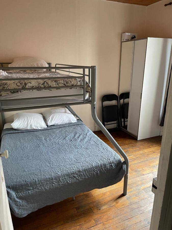 Location de vacances pour 3 personnes, animaux acceptés à Colombes - 2