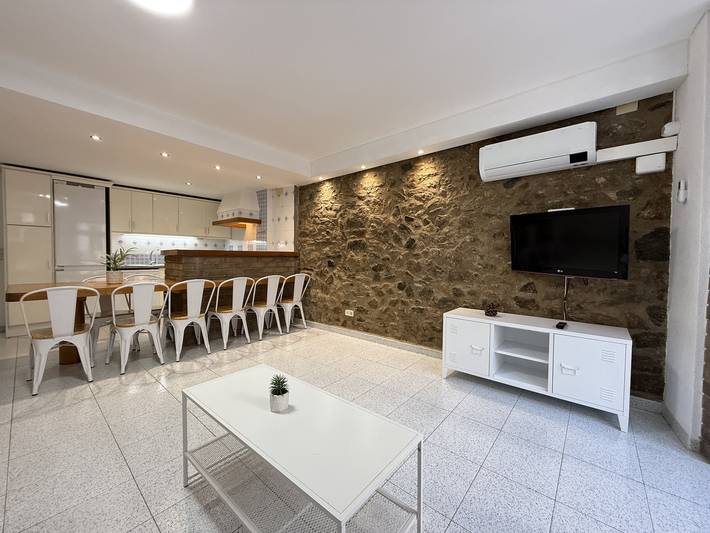 Ferienwohnung für 8 Personen, mit Balkon/Terrasse in Roses - 2