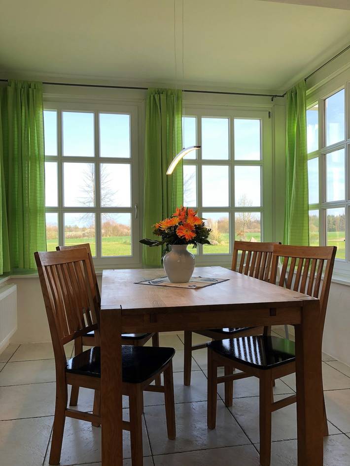 Ferienhaus für 4 Personen, mit Terrasse und Garten sowie Pool in Grömitz