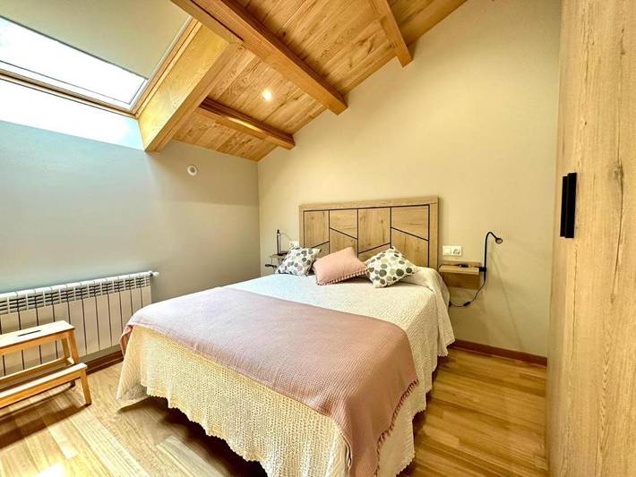 Apartamento para 6 personas, con terraza y jardín, Se admiten mascotas en Vegadeo