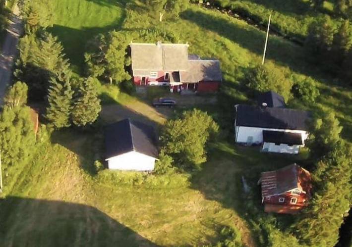 Landhaus für 6 Personen, mit Balkon und Terrasse sowie Garten und Seeblick in Vesterålen - 4