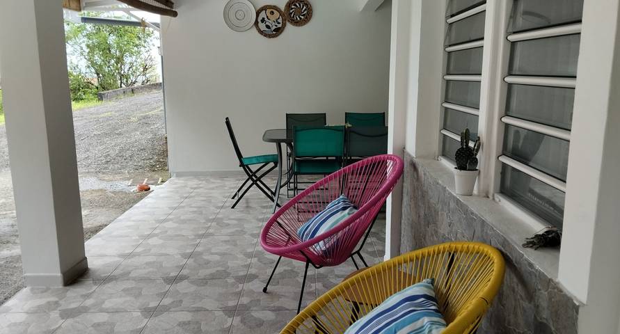 Gîte pour 6 personnes, avec terrasse dans Fort-de-France - 2