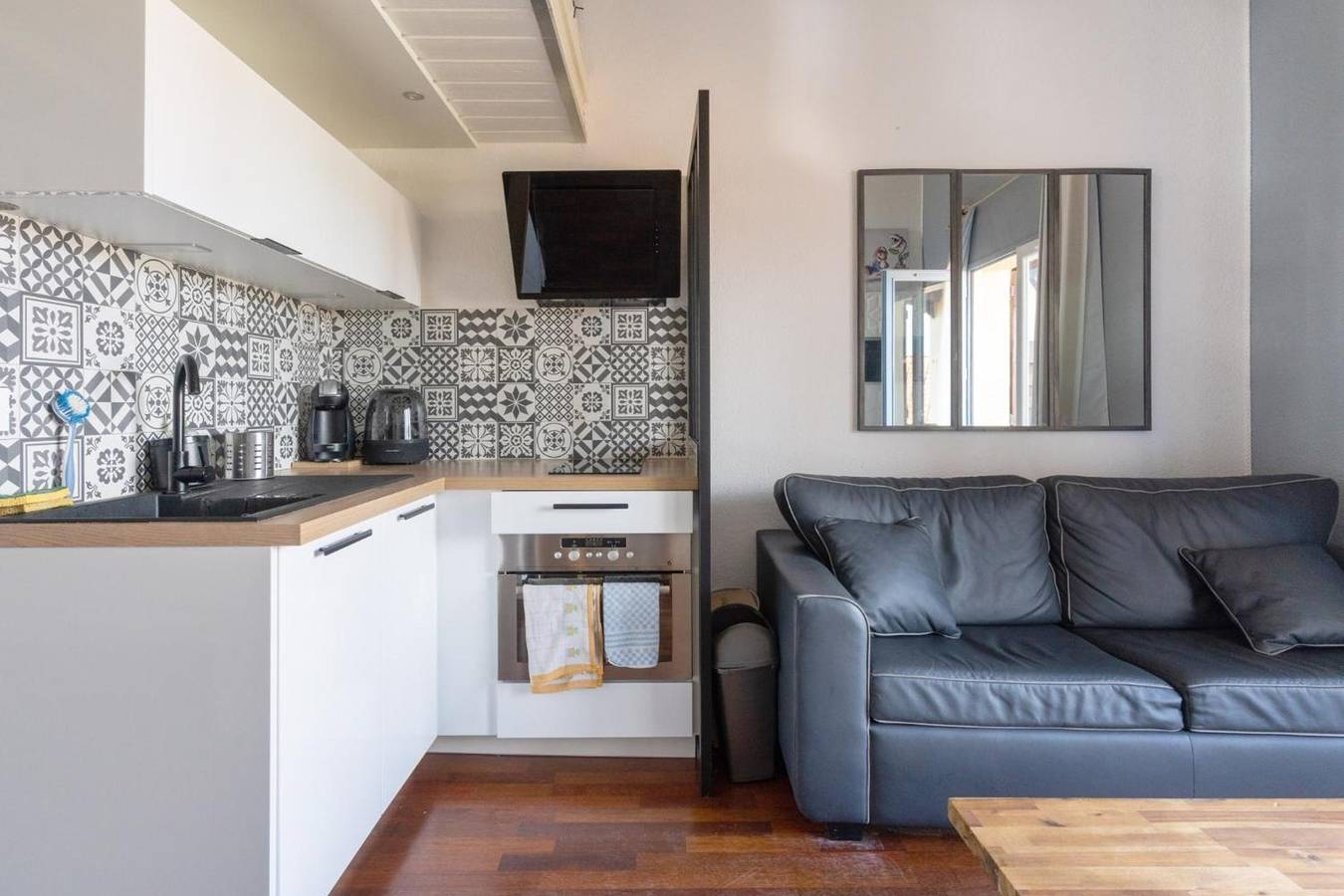 Gehele studio, Studio-appartement 'Charmant Mezzanine' met Privéterras en Balkon in Biscarrosse Plage, Biscarrosse