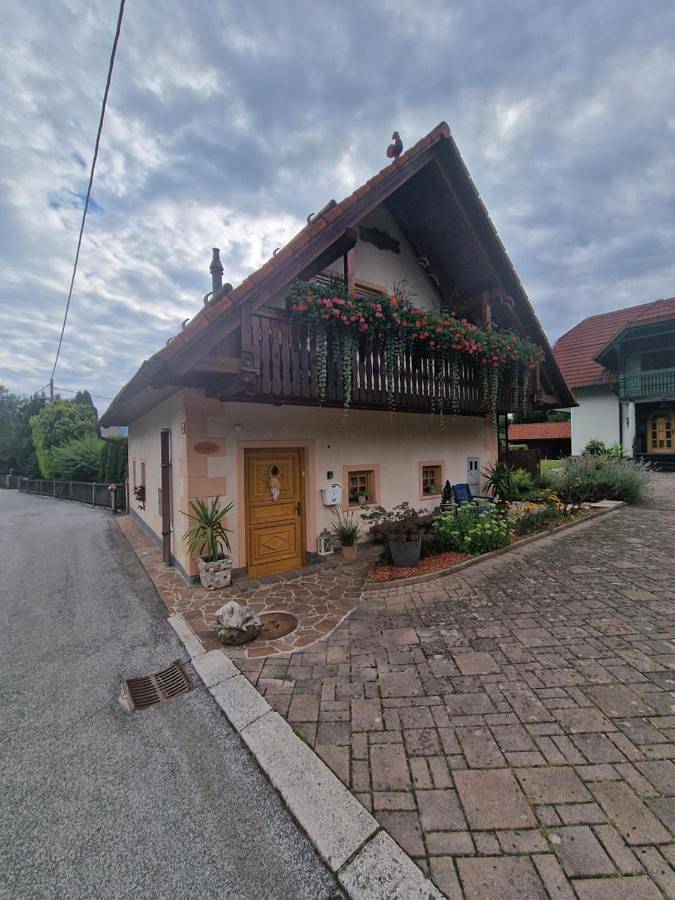 Maison d’hôte pour 6 personnes, avec Balcon ainsi que Terrasse et Vue dans Begunje na Gorenjskem