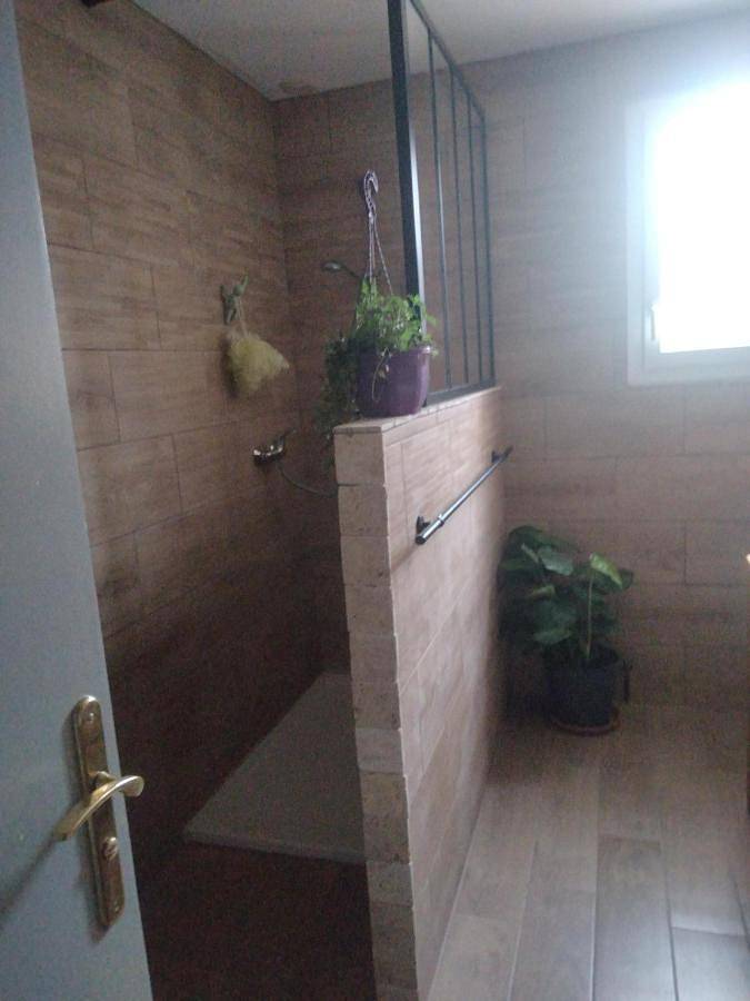 Gîte pour 8 personnes, avec vue à Teloché - 3