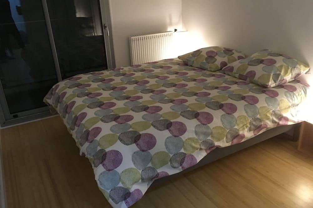 Appartement entier, Appartement T2 47m² refait à neuf, moderne, lumineux , calme à 5mn de Paris in Bagneux, Hauts-de-Seine