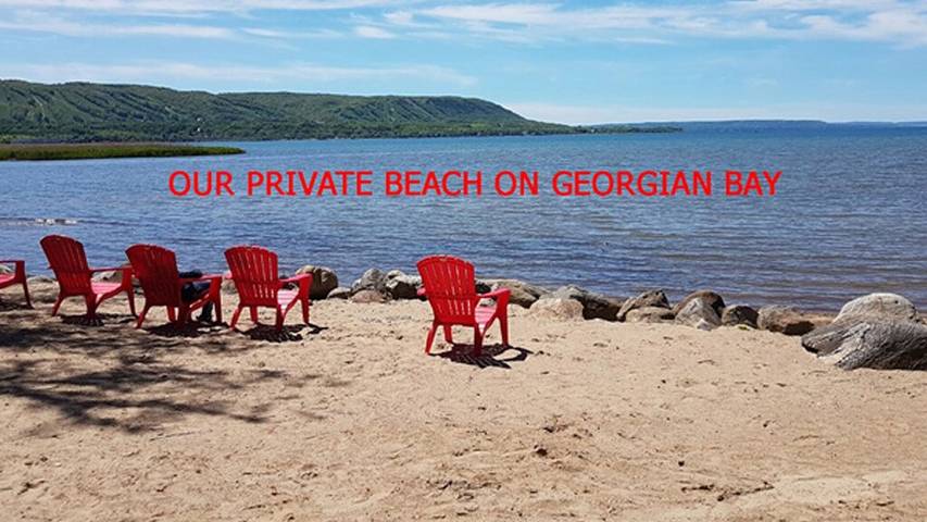 Chalet for 16 people, with sauna and hot tub as well as balcony and garden in Ontario