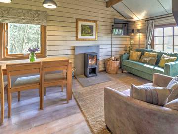 Holiday Rental for 6 People in Fordingbridge, New Forest, Photo 4