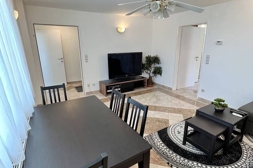 Appartamento intero, Atemberaubendes Apartment mit Pool in Vienna, Danubio Bassa Austria