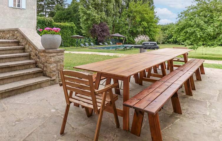 Appartement Villecerf avec piscine, parking et Wi-Fi in Villecerf, Seine-et-Marne