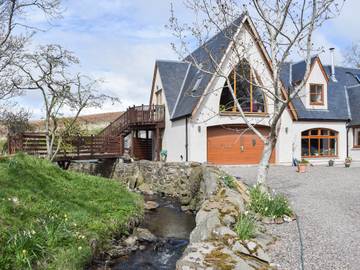 Gîte pour 2 personnes, avec jardin dans Écosse