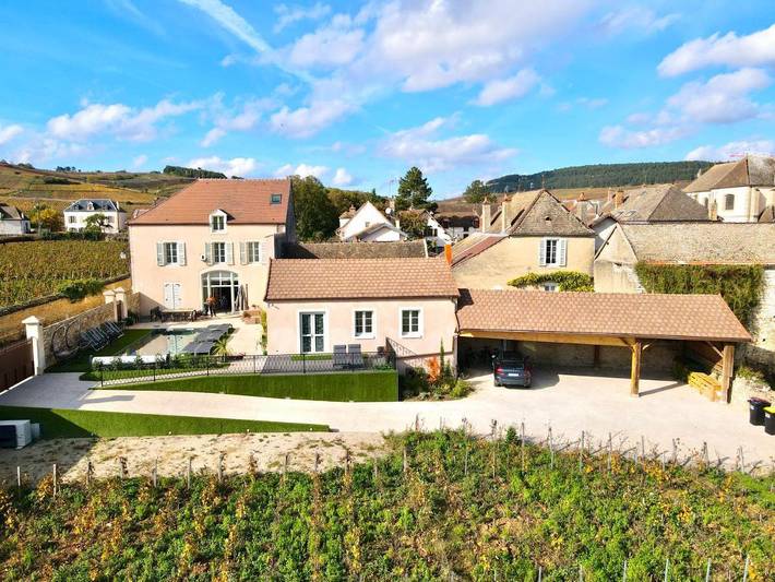 Hôtel pour 4 personnes, avec vue ainsi que jardin et piscine