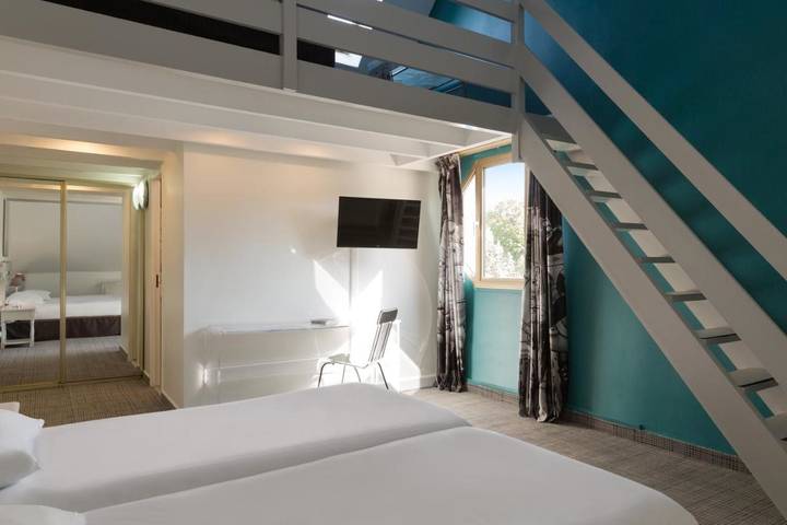 Hôtel pour 2 personnes, avec terrasse à Rueil-Malmaison - 3