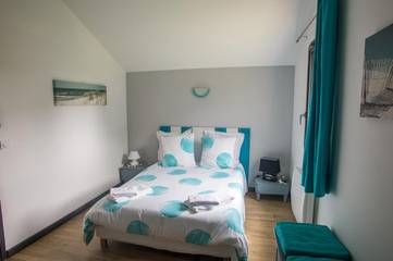Cottage pour 2 personnes, avec vue et jardin à Le Burgaud