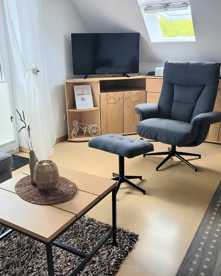 Ganze Wohnung, Ferienwohnung 'Kleine Krabbe Strandkorb Am Strand' mit Balkon und WLAN in Horumersiel, Wangerland
