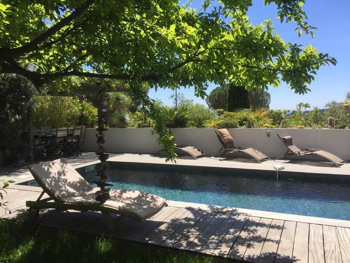 Villa pour 6 personnes, avec piscine ainsi que jacuzzi et jardin dans Calanques - 4