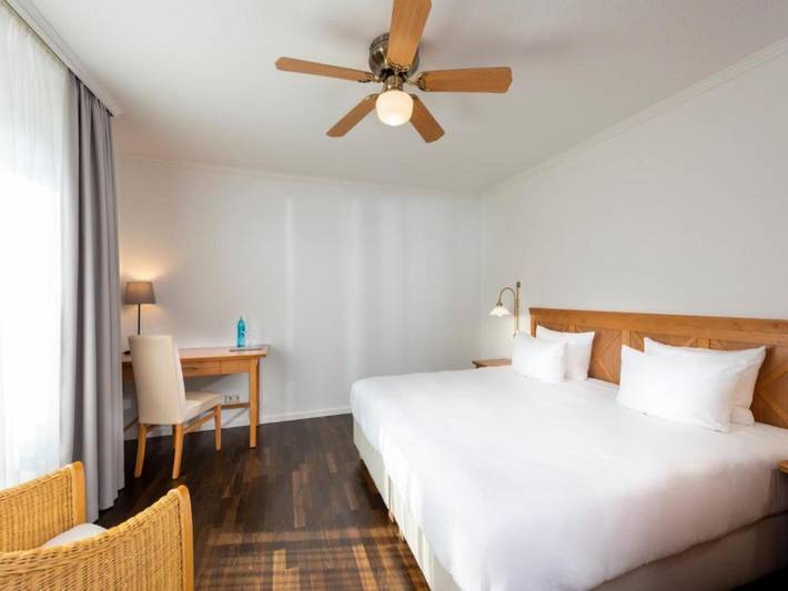 Ferienwohnung für 2 Personen, mit Balkon und Terrasse sowie Whirlpool und Garten in Sagard - 3
