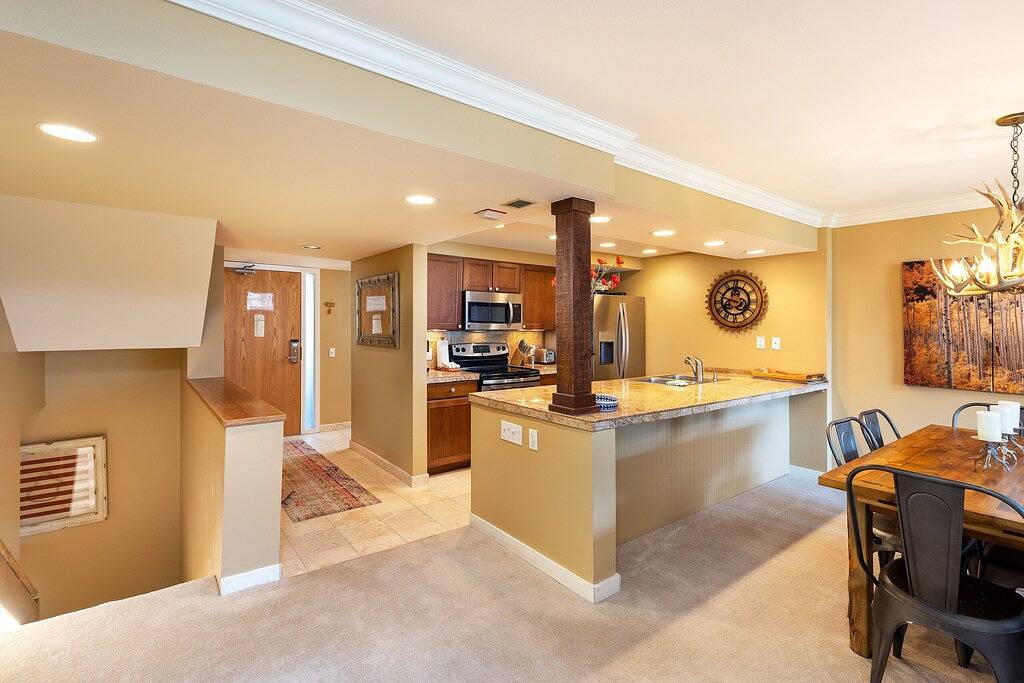 Ganze Wohnung, Remodeled Penthouse/On Shuttle Route to the Slopes/Shared Hot Tub in Arapahoe Basin