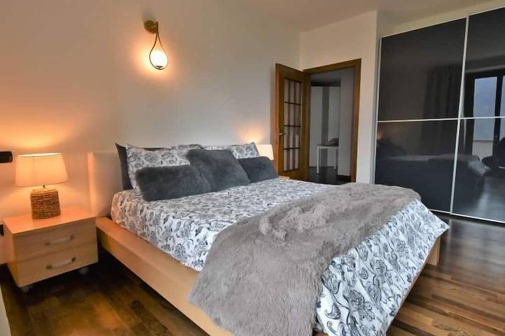 Appartamento intero, Valley View Pool Apartment in Ardenno, Alpi del Bernina