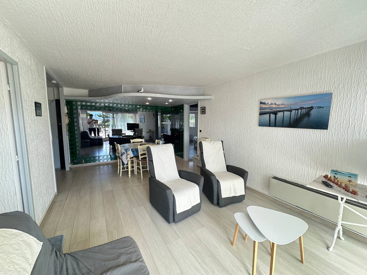 Apartamento entero, Apartamento de 2 habitaciones con terraza privada, se aceptan mascotas in Cabourg, Región de Caen