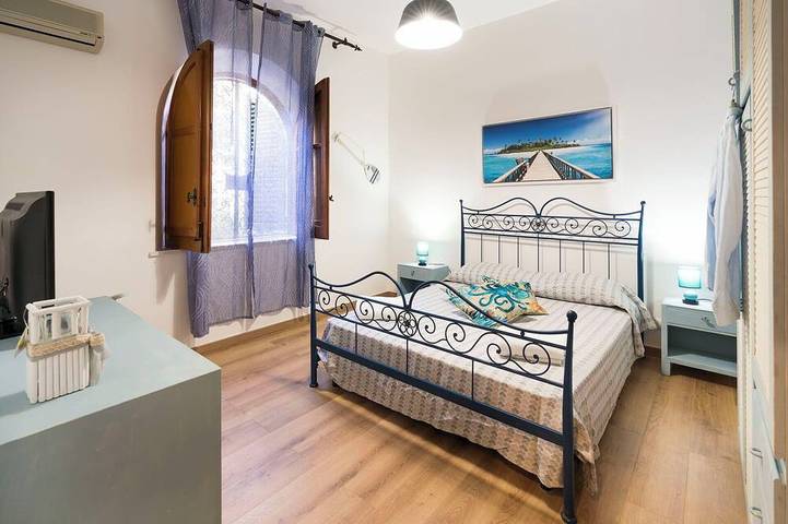 Appartamento intero, Appartamento fronte mare con accesso alla spiaggia in Porticello, Santa Flavia