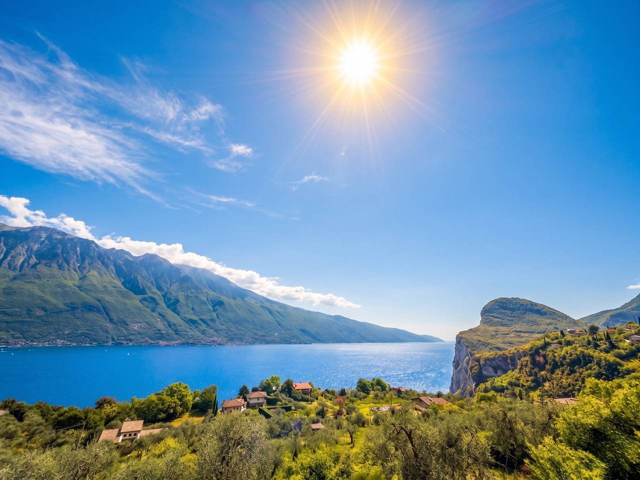 Casa borgo Arias Garda Lake View in Pieve, Tremosine