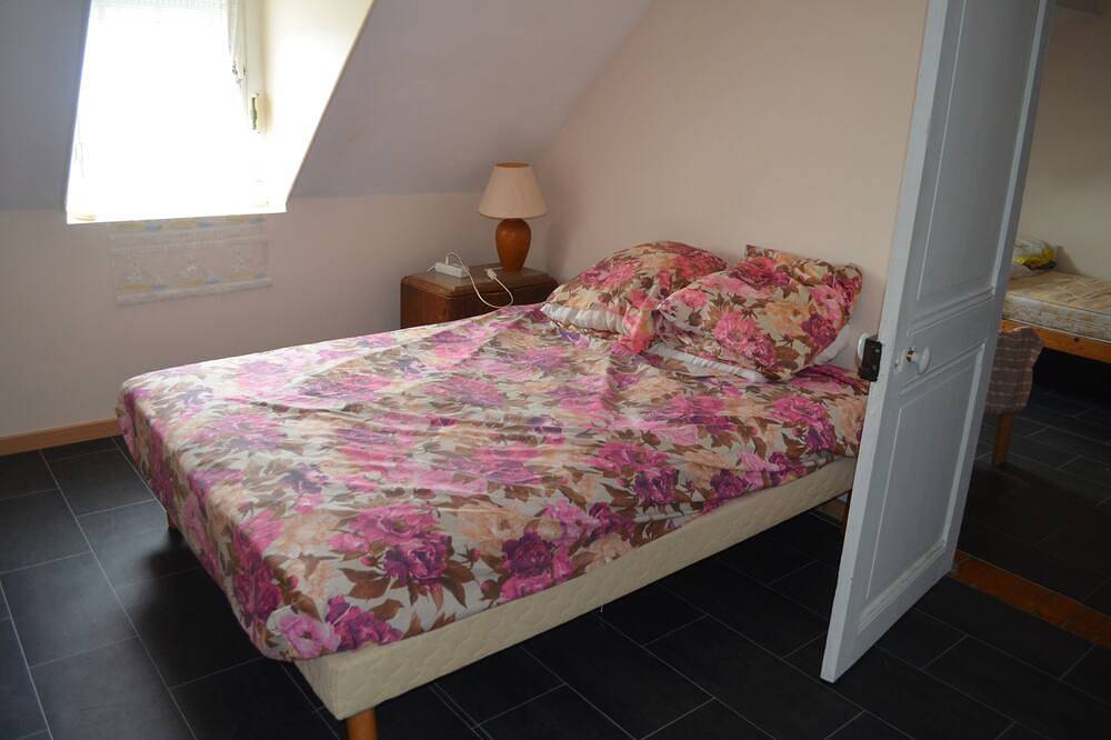 Appartement entier, Duplex sur 2 étages 2 chambres ,  à 5mn à pieds de port Guillaume. in Dives-sur-Mer, Région de Lisieux