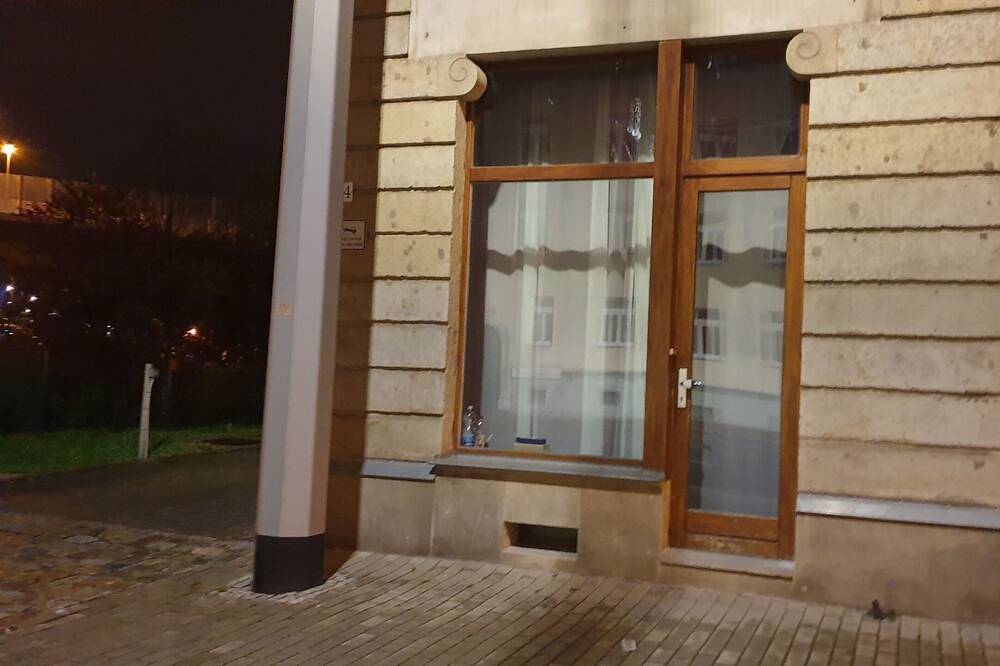 Ganze Wohnung, Schönes Loft mit kostenlosem Parkplatz in Cotta, Dresden