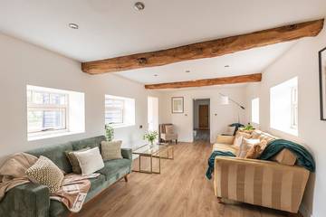 Glamping for 10 People in Sherwood Forest, Nottinghamshire, Photo 3