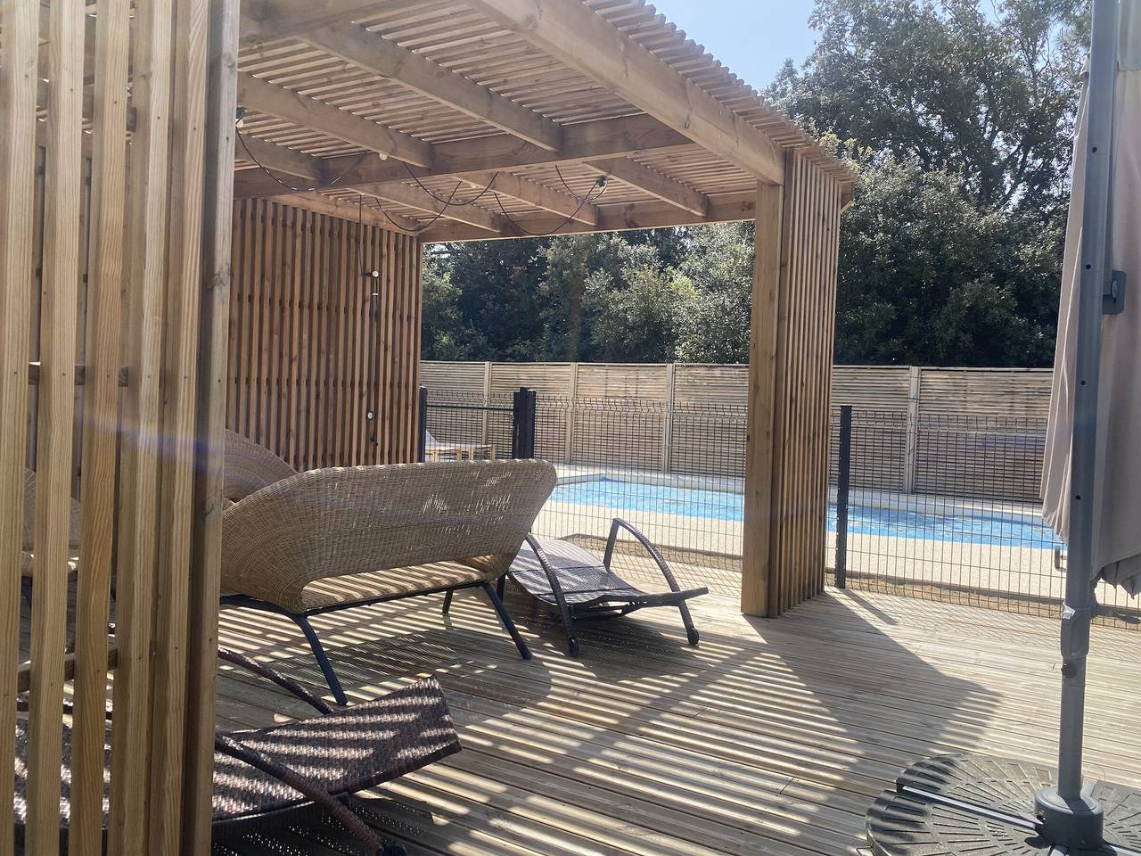 Charming Villa Near Beach with Heated Pool, Wi-Fi, Billiards, and Garage in La Tranche-sur-Mer, Vendée