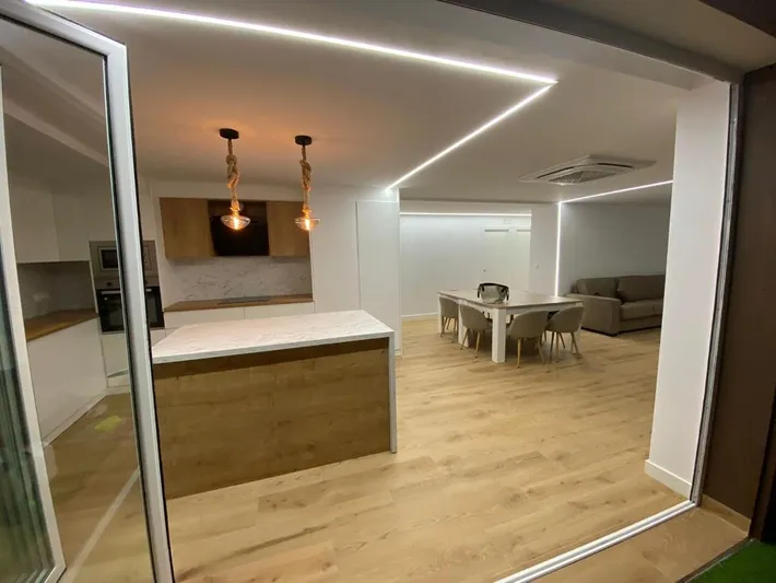 Ferienhaus für 10 Personen, mit Pool und Garten - 1