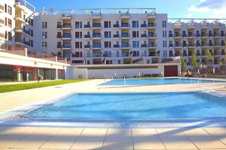 Apartamento de vacaciones para 4 personas, con piscina además de jacuzzi y terraza - 1