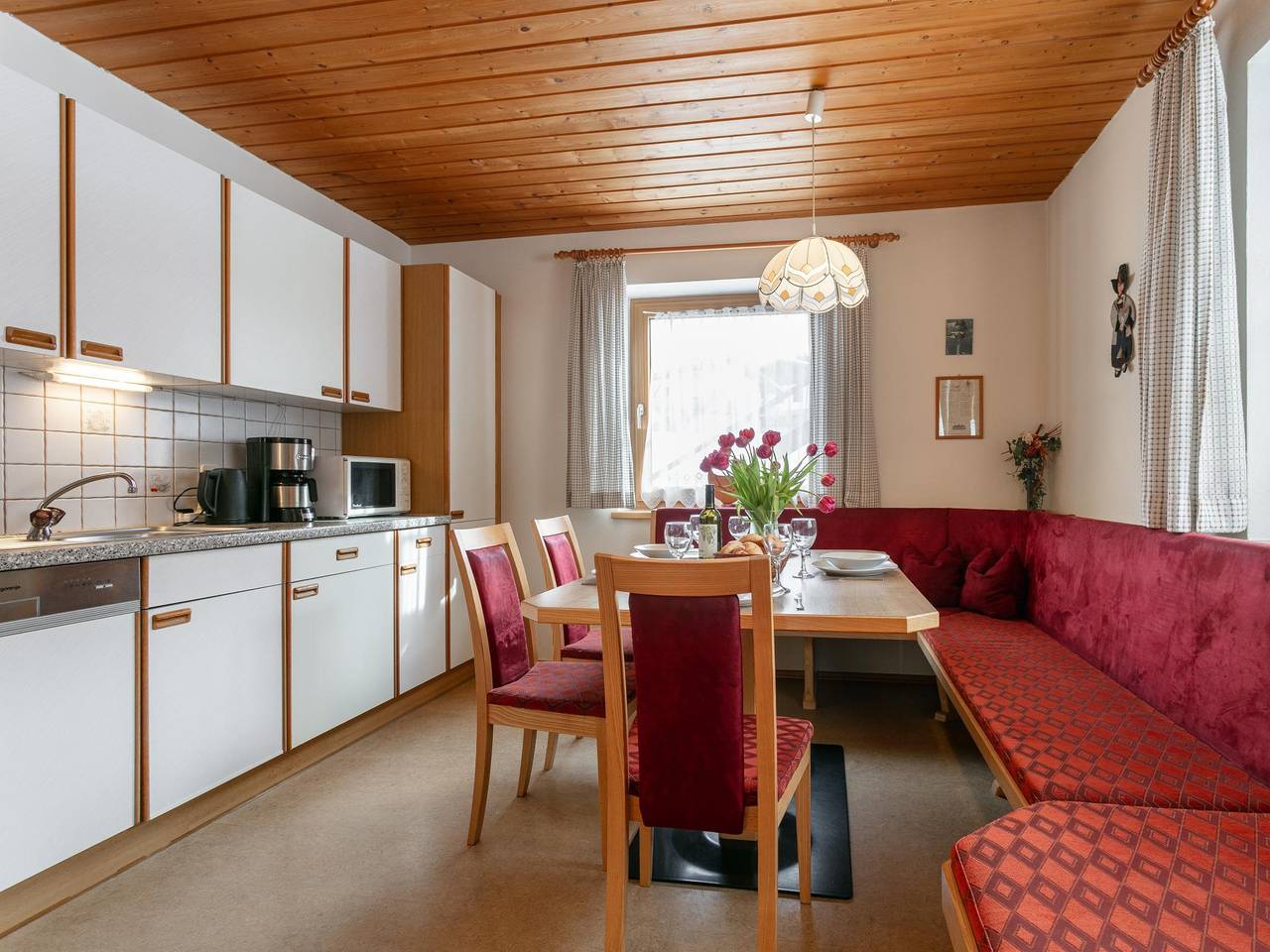 Großes Ferienhaus direkt an der Talabfahrt in Hopfgarten im Brixental, Kaisergebirge