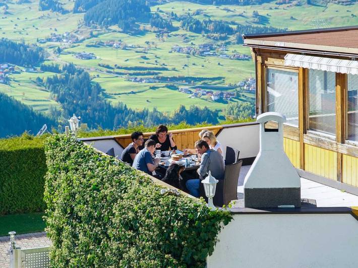 Ferienwohnung für 4 Personen, mit Balkon und Terrasse im Pitztal - 3