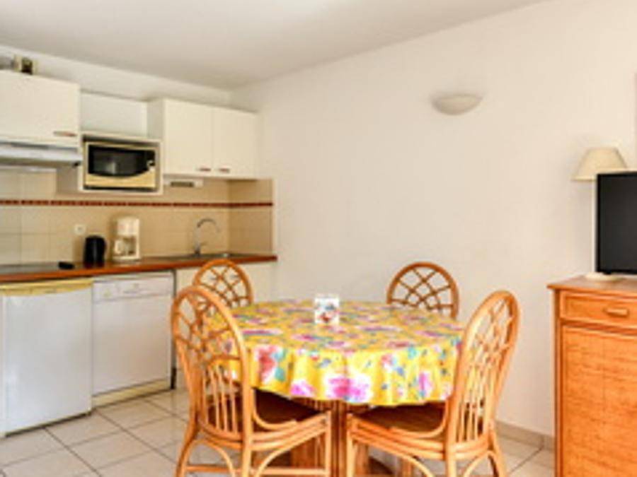 Résidence Alizea Beach - Vacancéole - Appartement 4 personnes - 45 m² in Valras-Plage, Côte d'Améthyste