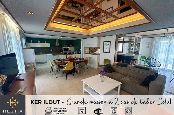 Gîte pour 10 personnes, avec terrasse et jardin à Brélès