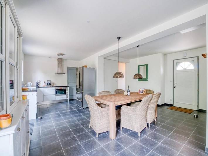 Location de vacances pour 6 personnes, avec piscine ainsi que terrasse et jardin à Sainte-Foy-de-Longas - 3