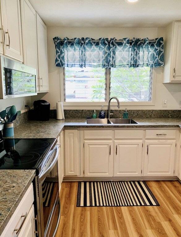 Perfect Family Beach House. Walk out gate to Amazing Beach. in Waialua, North Shore (Oahu)