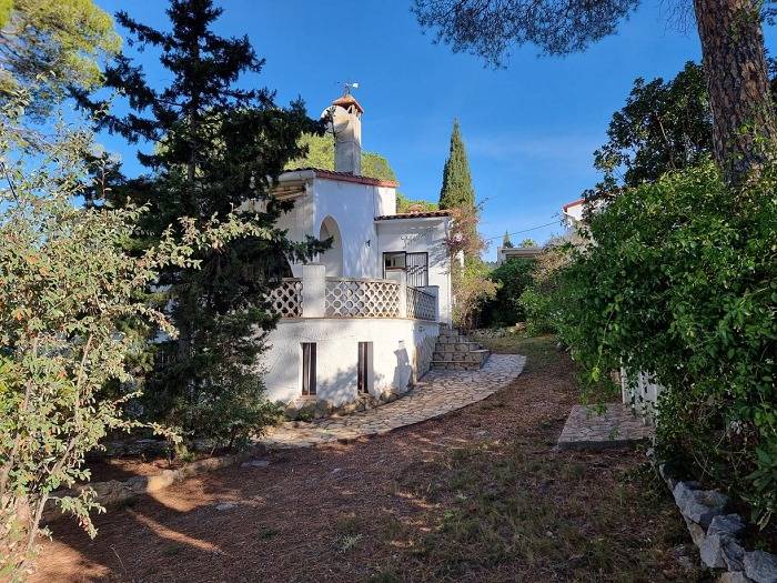 Casa Bruno Xbruno in l'Escala, Upper Empordà