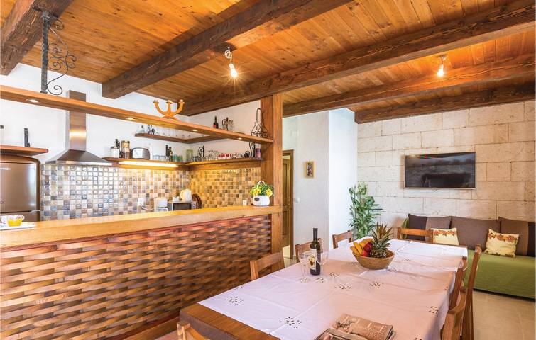 Ferienhaus für 6 Personen, mit Terrasse in Tucepi - 4