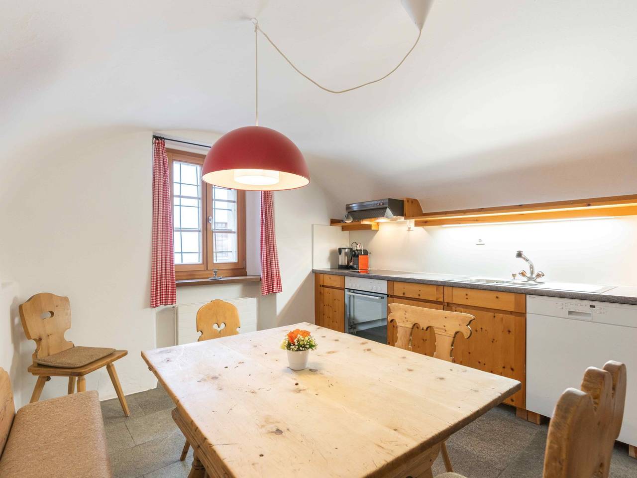 Geheel appartement, Chesa Michel Bernina in Bever, Saint Moritz