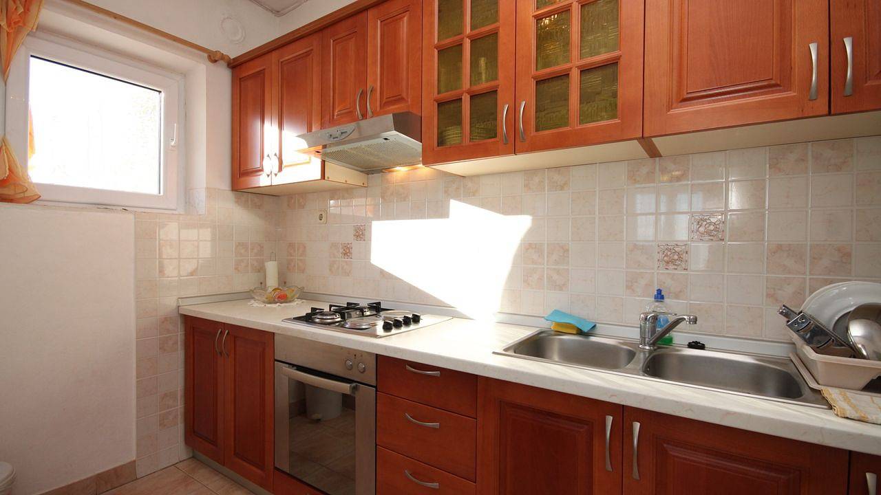 Ganze Ferienwohnung, Ferienwohnung für 7 Personen (75 m²) in Tkon in Tkon, Pasman