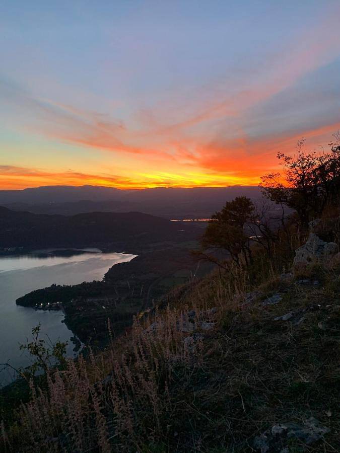 Location de vacances pour 6 personnes, avec terrasse et vue dans Cessens - 2